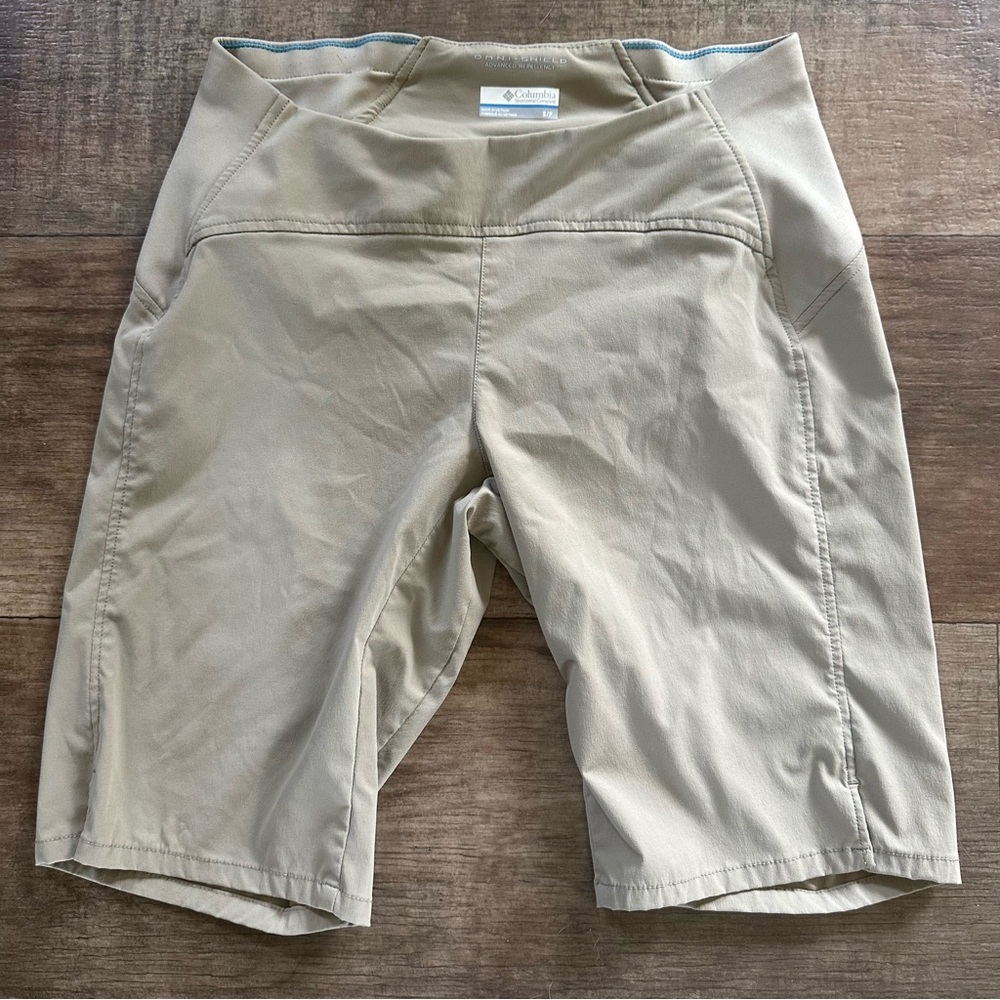 Columbia Omni sheild stretch bike shorts